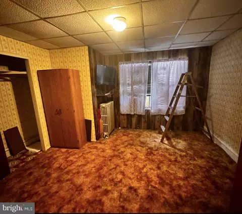 7033 Radbourne Rd, Upper Darby, PA 19082 photo 6