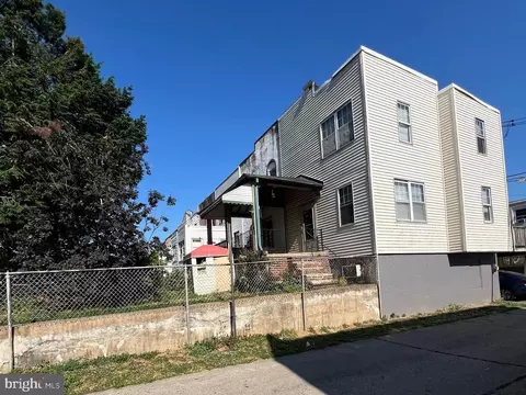 7062 Clinton Rd, Upper Darby, PA 19082