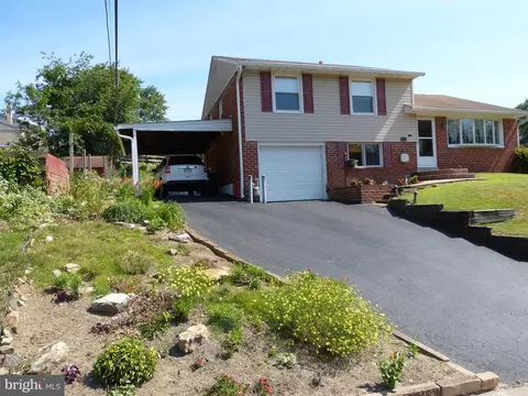 4703 Cooper Rd, Brookhaven, PA 19015 photo 3