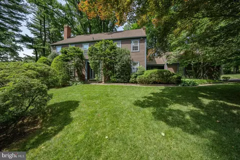 100 Arbor Pl, Bryn Mawr, PA 19010