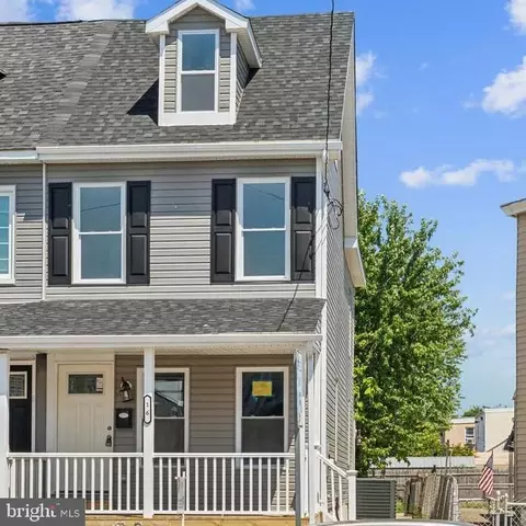 16 E 9th St, Marcus Hook, PA 19061