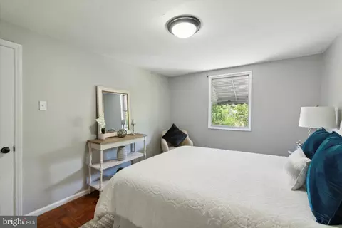 Bedroom - 1530 Summit St, Marcus Hook, PA 19061 photo 4 of 4