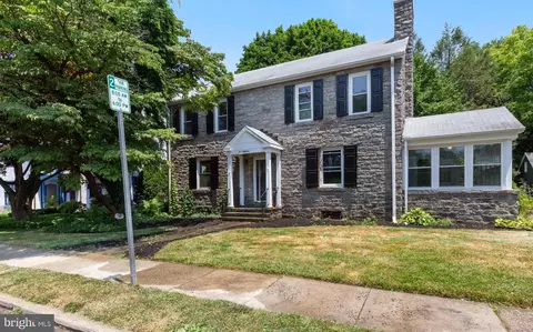 459 Fairfax Rd, Drexel Hill, PA 19026