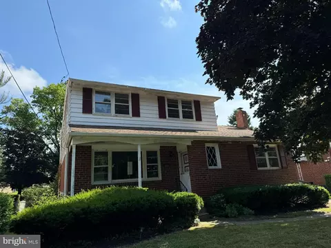 912 Allen Dr, Yeadon, PA 19050