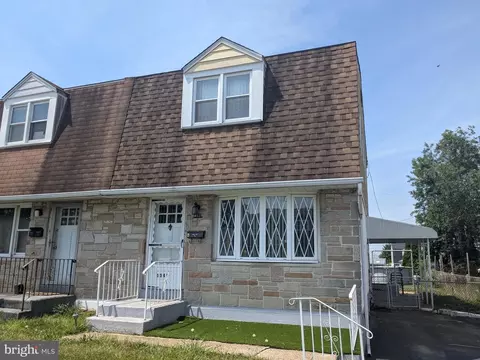 1346 Price, Trainer, PA 19061