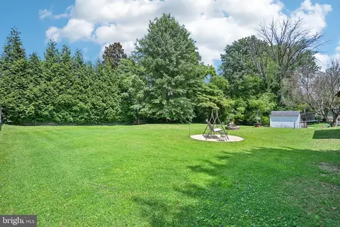 Exterior - 4450 Pilgrim Ln, Boothwyn, PA 19061 photo 5 of 5