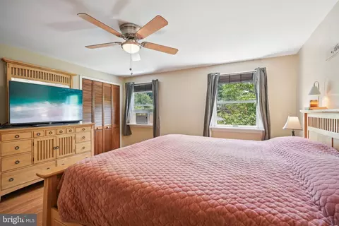 Bedroom - 4450 Pilgrim Ln, Boothwyn, PA 19061 photo 2 of 8