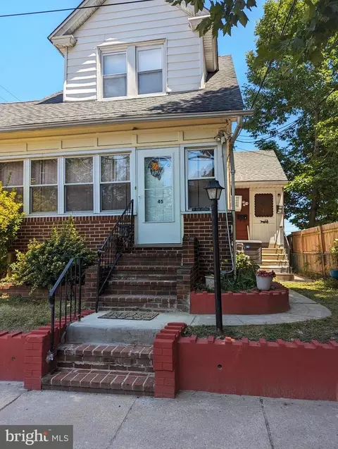 45 120 Oak Ave, Lansdowne, PA 19050