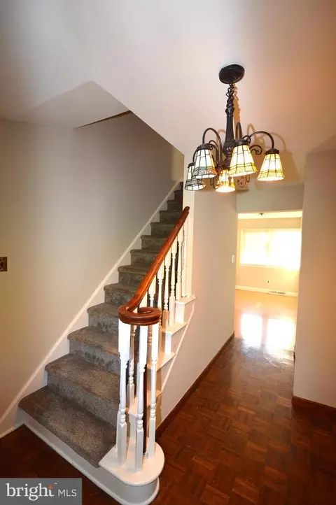 Entry Way - 2404 W Colonial Dr, Boothwyn, PA 19061 photo 1 of 3