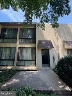 100 E Glenolden Ave #U7, Glenolden, PA 19036