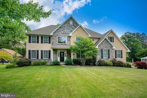 3035 Hermosa Ln, Havertown, PA 19083