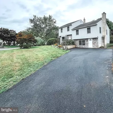 Exterior - 2210 E Helms Mnr, Ogden, PA 19061 photo 2 of 6