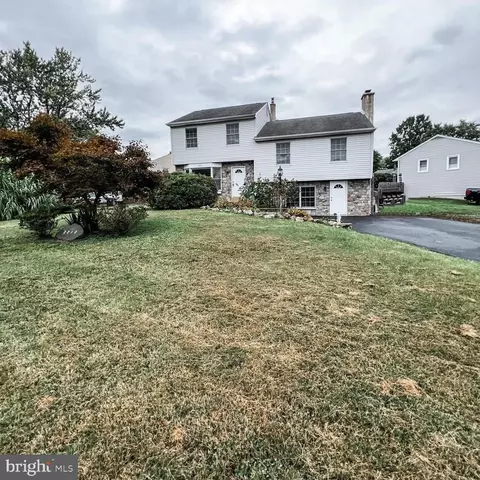 Exterior - 2210 E Helms Mnr, Ogden, PA 19061 photo 3 of 6