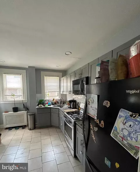 204 Huntley Rd, Upper Darby, PA 19082 photo 3
