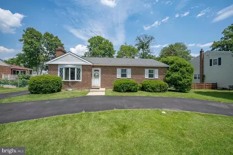 513 Rohach Rd, Aston, PA 19014