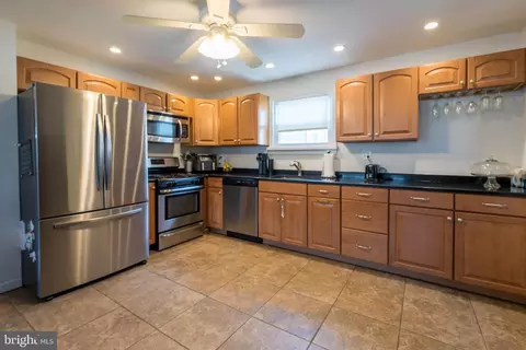 Kitchen - 2317 Cedar Ln, Secane, PA 19018 photo 1 of 1
