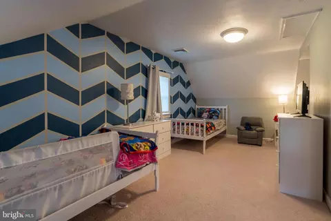 Bedroom - 2317 Cedar Ln, Secane, PA 19018 photo 5 of 5