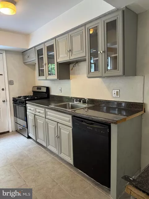 314 S Fairview Ave, Upper Darby, PA 19082 photo 16