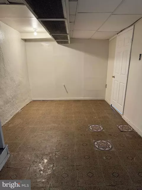 314 S Fairview Ave, Upper Darby, PA 19082 photo 25