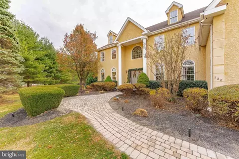 528 Old Forge Rd, Media, PA 19063