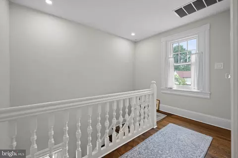 Entry Way - 404 N Wayne Ave, Wayne, PA 19087 photo 6 of 6