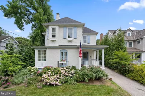 404 N Wayne Ave, Wayne, PA 19087
