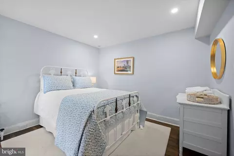 Bedroom - 404 N Wayne Ave, Wayne, PA 19087 photo 5 of 8