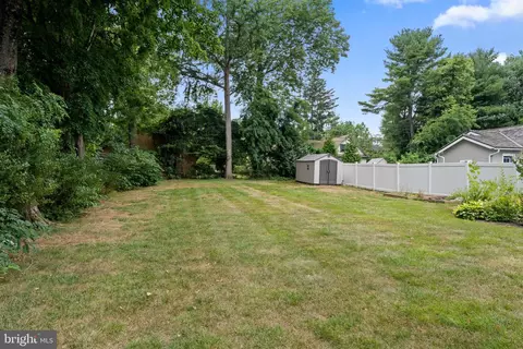 Exterior - 404 N Wayne Ave, Wayne, PA 19087 photo 8 of 8