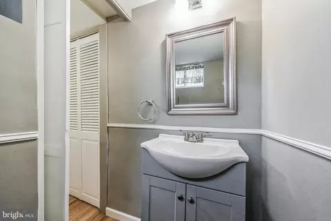 709 Windsor Pl, Wallingford, PA 19086 photo 18
