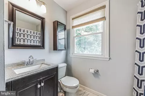 709 Windsor Pl, Wallingford, PA 19086 photo 27