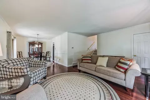 709 Windsor Pl, Wallingford, PA 19086 photo 5