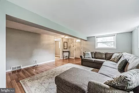 709 Windsor Pl, Wallingford, PA 19086 photo 13