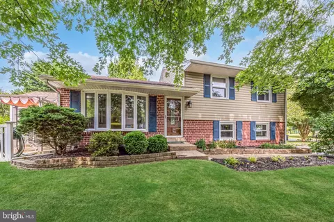 709 Windsor Pl, Wallingford, PA 19086