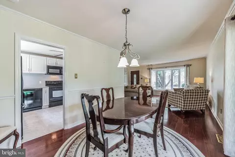 709 Windsor Pl, Wallingford, PA 19086 photo 8