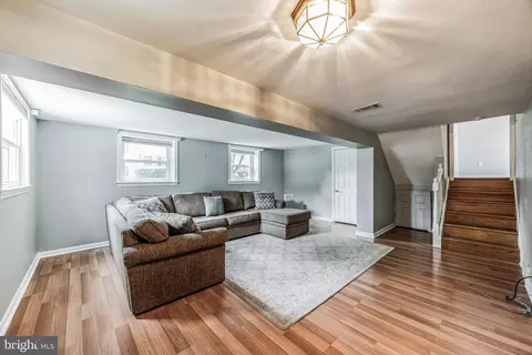 709 Windsor Pl, Wallingford, PA 19086 photo 14