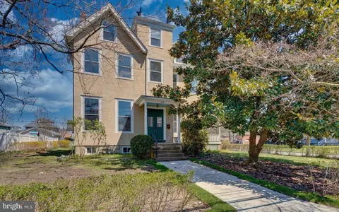 401 N Swarthmore Ave, Ridley Park, PA 19078