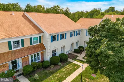 1342 Putnam Blvd # 23, Wallingford, PA 19086