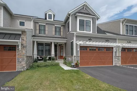 603 Aaron Ct, Newtown Square, PA 19073