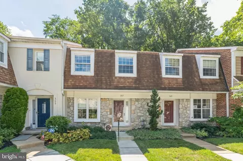 367 Saybrook Ln #163, Wallingford, PA 19086