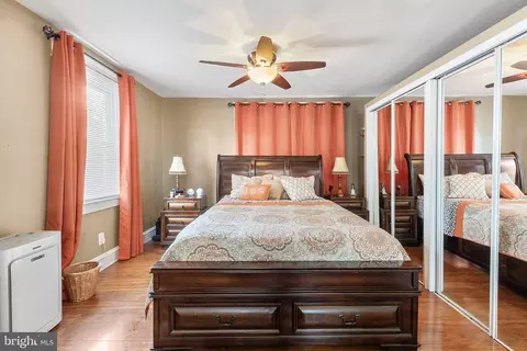 Bedroom - 413 Netherwood Rd, Upper Darby, PA 19082 photo 1 of 5