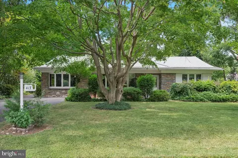 417 Pinecrest Rd, Springfield, PA 19064