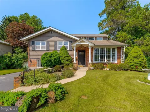 2978 Highland Ave, Broomall, PA 19008