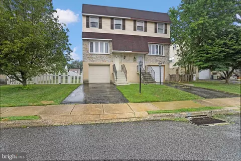 315 Patricia Ln, Secane, PA 19018