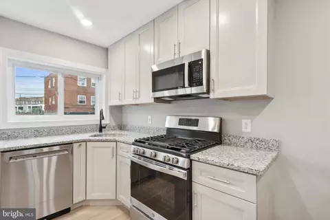 7191 Radbourne Rd, Upper Darby, PA 19082 photo 10