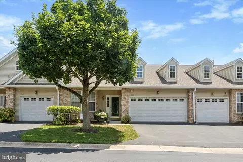 1545 Nicklaus Dr, Springfield, PA 19064