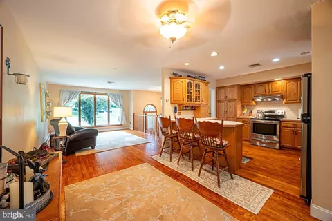 Other - 8 Devon Ln, Media, PA 19063 photo 3 of 20