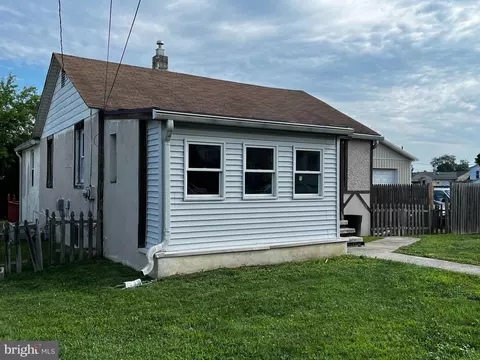 22 12 Taylor Ave, Boothwyn, PA 19061 photo 2