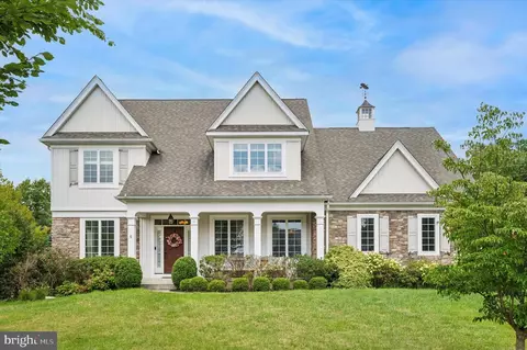 11 Hadley Ln, Glen Mills, PA 19342