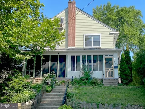 557 9th Ave, Prospect Park, PA 19076