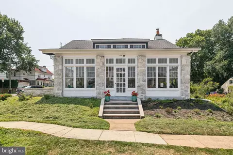 504 Forrest Ave, Drexel Hill, PA 19026